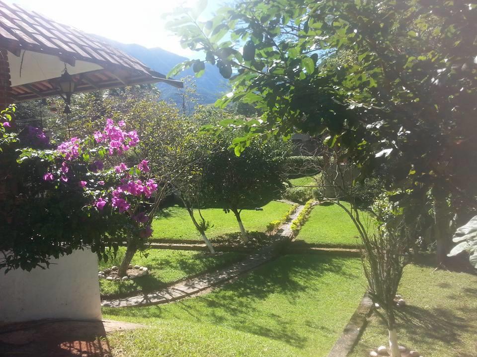 Sitio Cantinho Da Paz Hotel Кашоейрас де Макаку Екстериор снимка